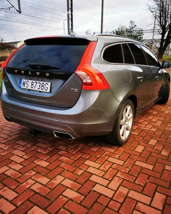 Volvo V60 cena 60000 przebieg: 229000, rok produkcji 2017 z Siedlce małe 121